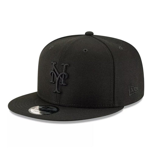 New York Mets New Era Black on Black 9FIFTY Snapback Hat - Triple Play Caps